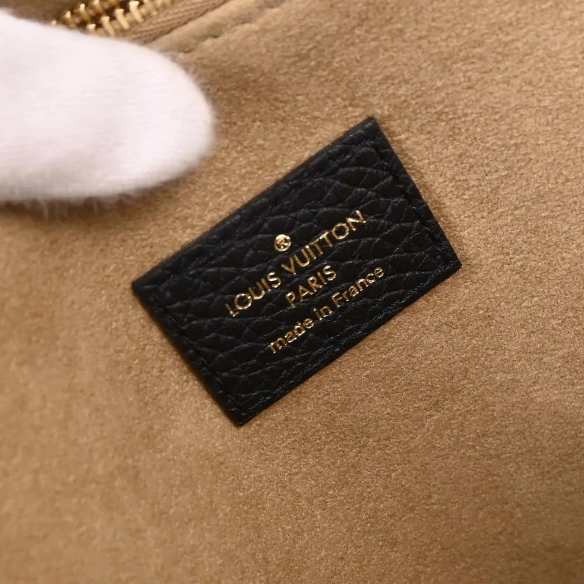 Louis Vuitton Volta 4