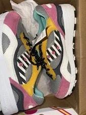 Saucony — Saucony 6000 Space Fight 9 Rarely Worn — Sneaker — resale