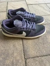 Nike SB — Size 9 - Nike SB Dunk Low Pro Dark Raisin 2014 — Sneaker — resale