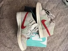 Size 8 - Nike SB Dunk Mid Widow 2