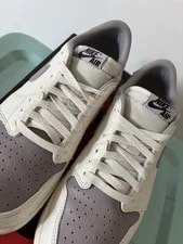 Size 11 - Air Jordan 1 Retro OG Low Atmosphere 4