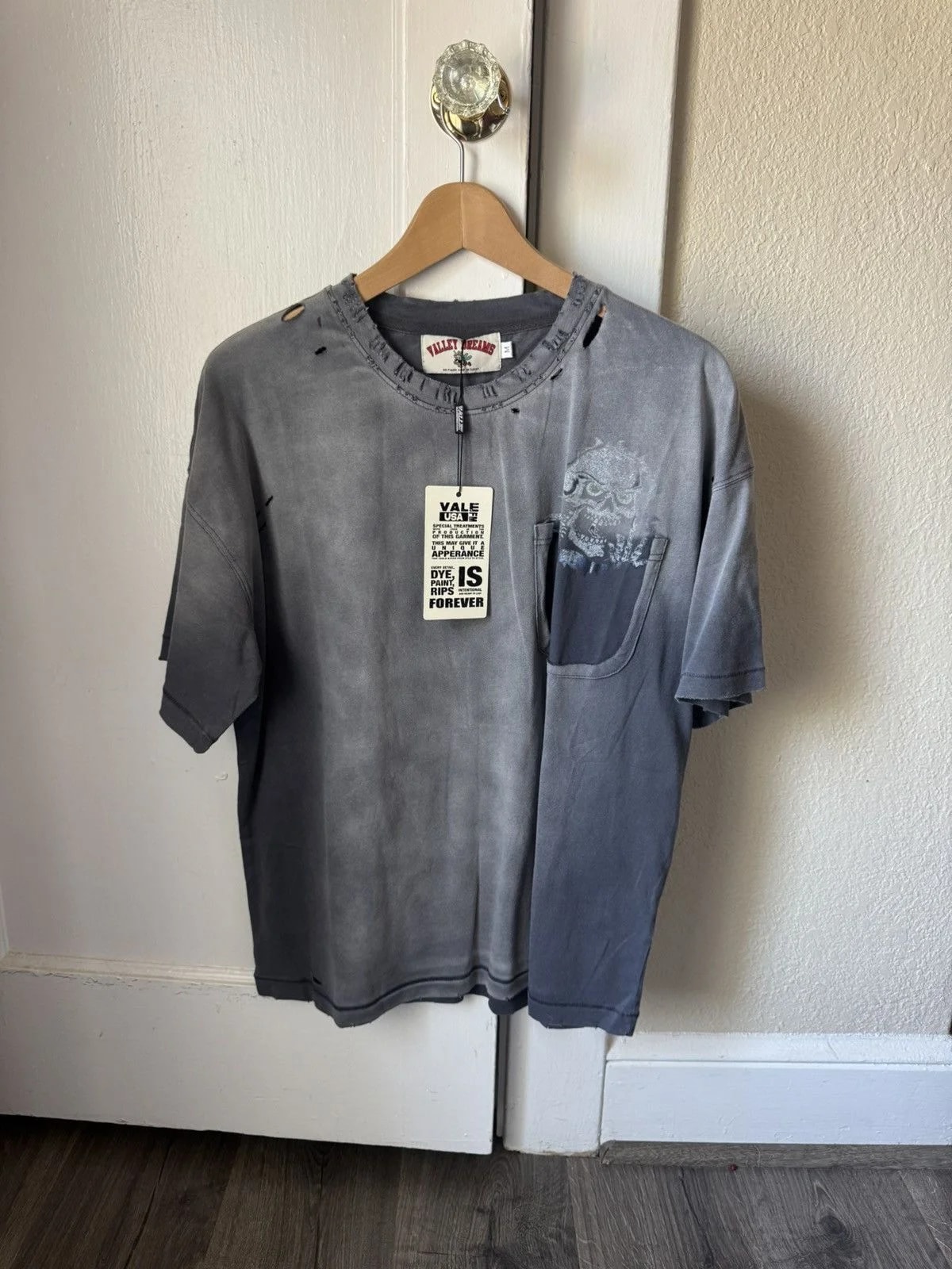 Vale Forever Skullie Tee — streetwear — resale