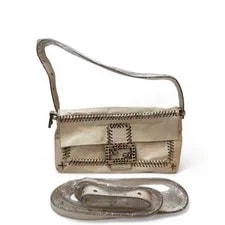 Fendi Mama Baguette (aa061226a5r) 2