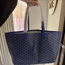 Goyard — Goyard ’S W/ , Snap Closure, HW — Handbag — resale