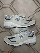New Balance — New Balance NB 2002R M2002RFA 10 — Sneaker — resale
