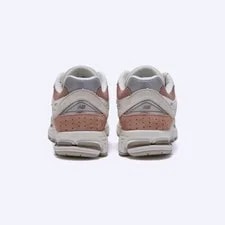 New Balance Fashion Shoes U2002RNB 4