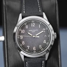 Patek Philippe Calatrava 5226G White Gold 40mm 2025 Box & Papers 2