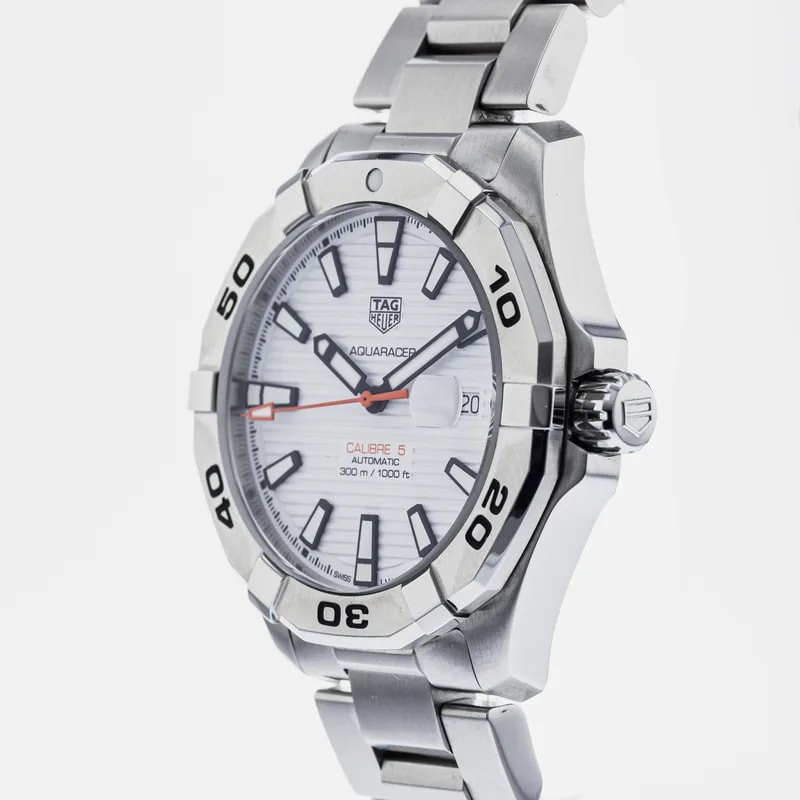 TAG Heuer Aquaracer 300M Calibre 5 WAY2111 2