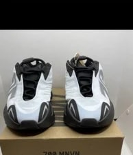 Size 10.5 New Yeezy 700 Mnvn Tint 2