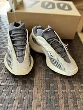 Size 7.5 - Adidas Yeezy 700 V3 Fade Salt 3
