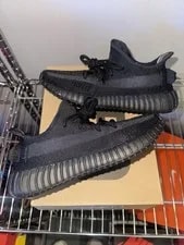 Yeezy — Yeezy Boost 350 V2 Low Top — Sneaker — resale