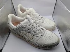 Asics — Asics Gel Lyte III OG Mythical Creatures Size 7.5 US Bisque — Sneaker — resale