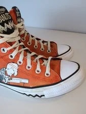Converse X Peanuts Snoopy & Friends Chuck Taylor All Star ’s 8/ 10 3