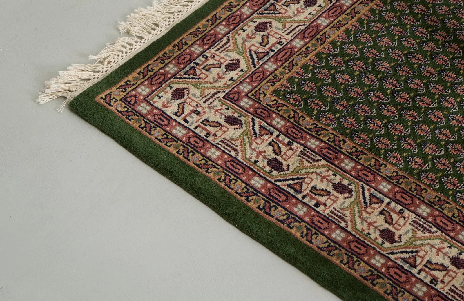 Dahlia Shirvan Rug 4