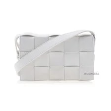 Bottega Veneta — Bottega Veneta Maxi Cassette 76551476 [P] — Handbag — resale