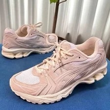 Asics — Asics Gel-Kayano 14 25.5cm Running Shoes Excellent Condition — Sneaker — resale