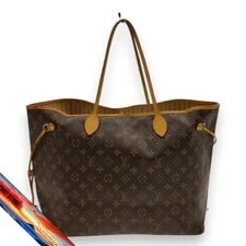 Louis Vuitton Neverfull Fabric Peeling Stains 3