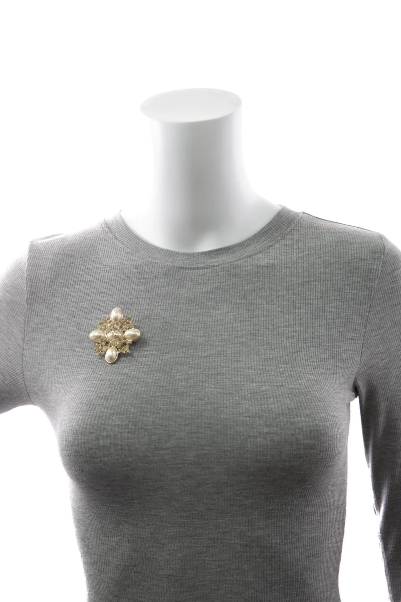 Snowflake Brooch 2