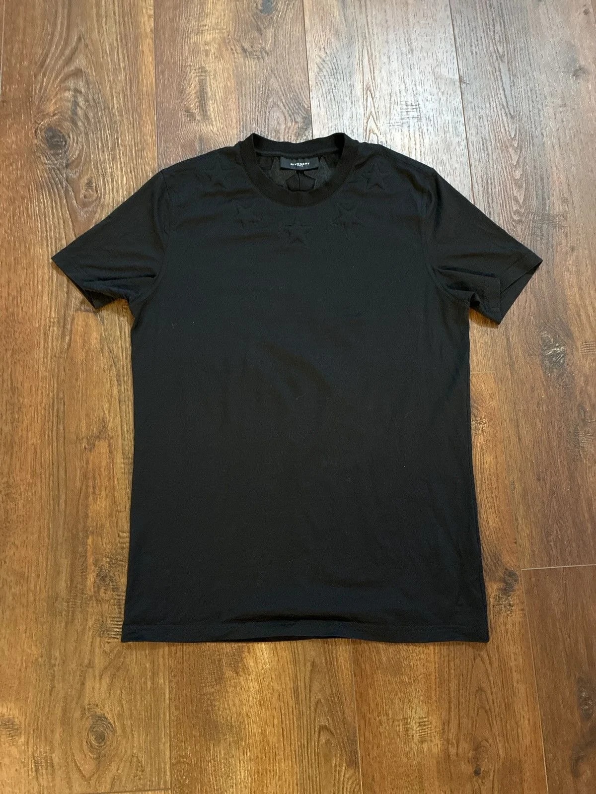Givenchy — Givenchy Puff Star Collared T-shirt — streetwear — resale