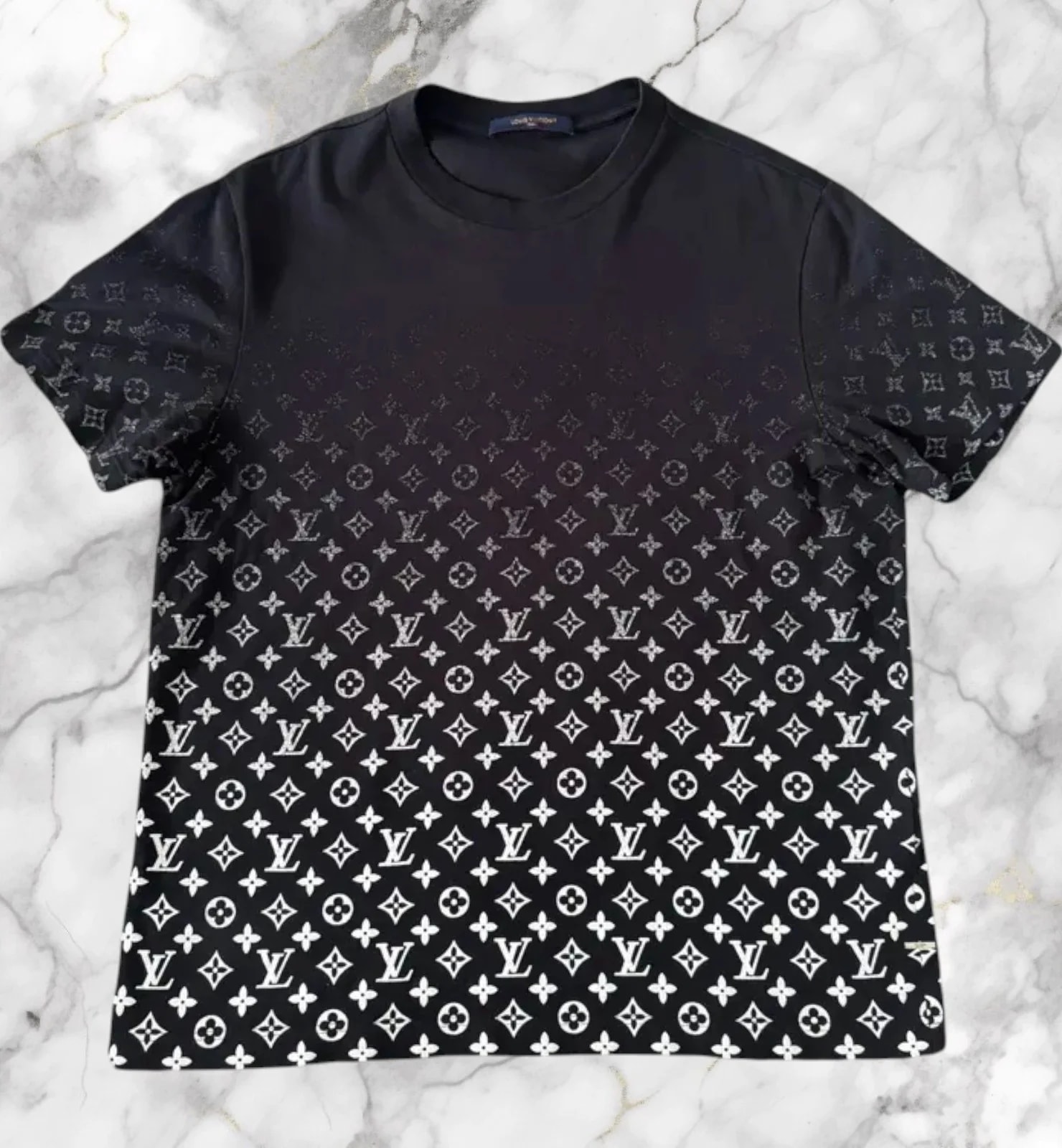 Louis Vuitton — Louis Vuitton Crewneck T-shirt — streetwear — resale