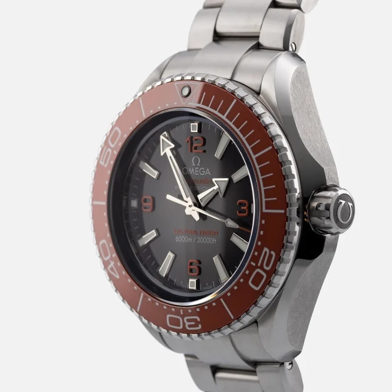Omega Seamaster Planet Ocean 215.30.46.21.06.001 2
