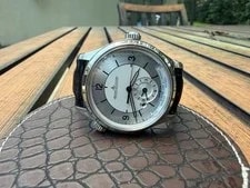 Jaeger-LeCoultre — Jaeger-LeCoultre Master Control Geographic Q1428530 39mm — Watch — resale