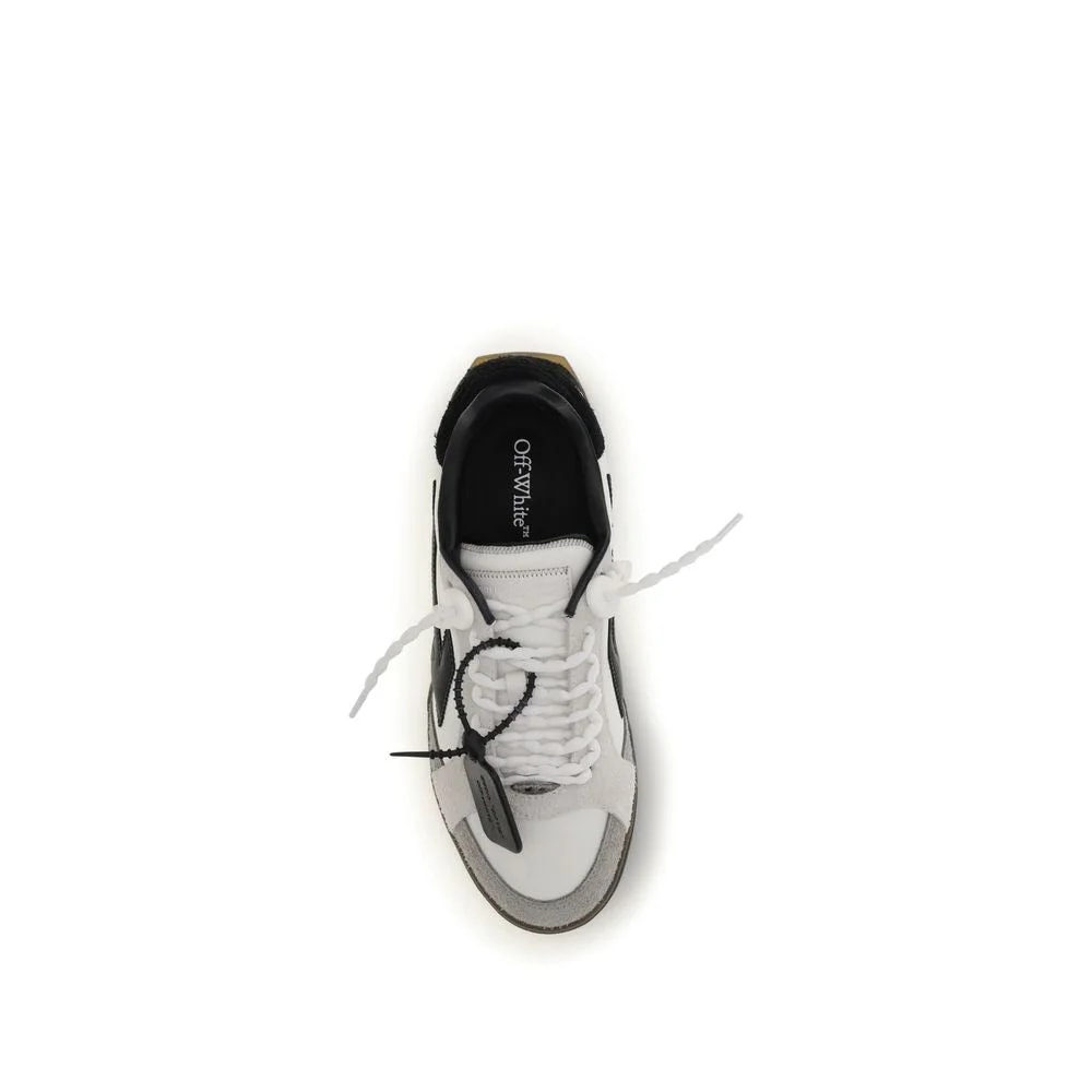 Off-White Bos Taurus Low Top 4