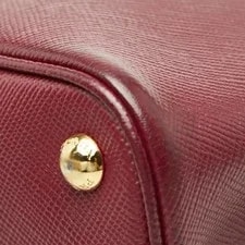 Prada Triangle With Logo Double Medium 【Us... 4