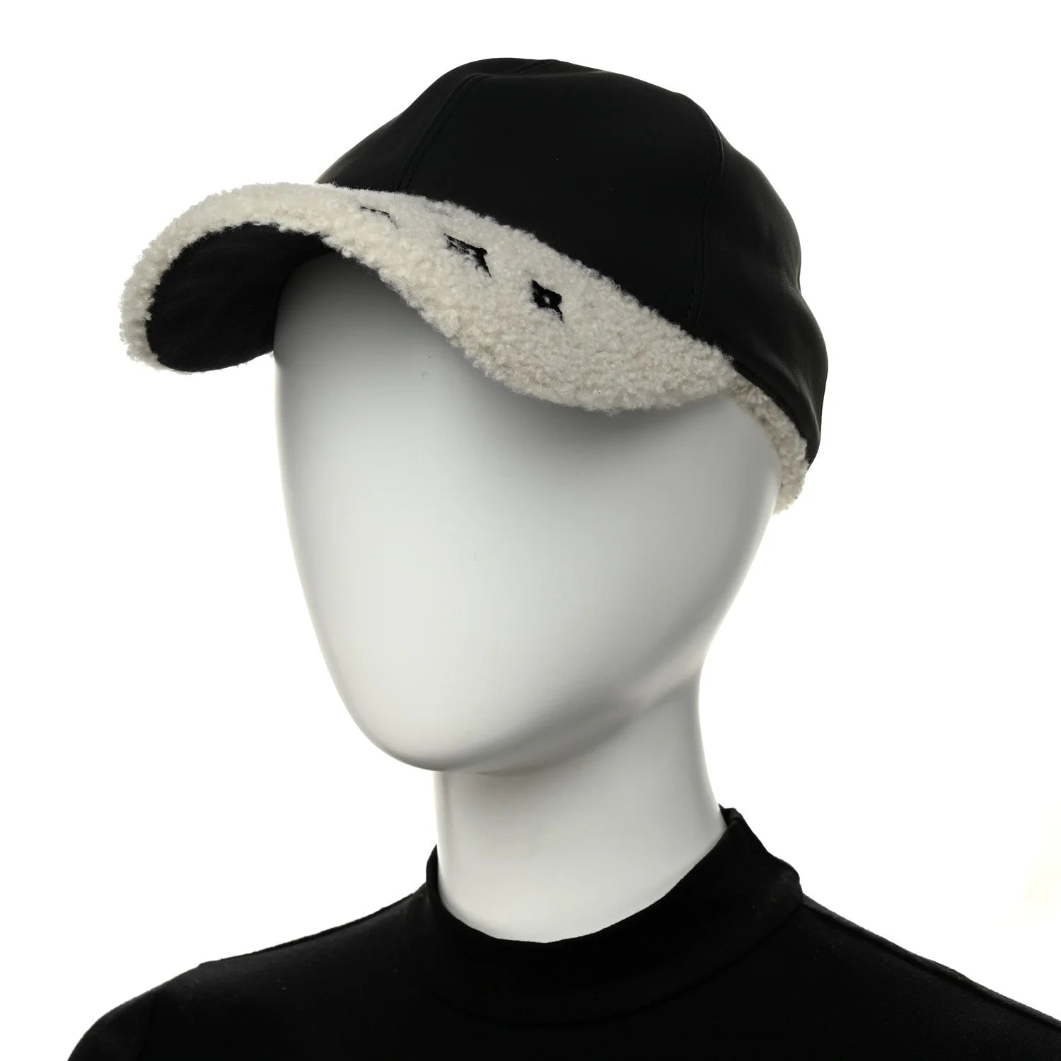 Cap L 2
