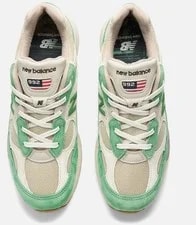 New Balance 992 MiUSA Every Now & Then Gum Size 8.5 Pre Sale 4
