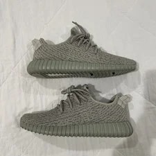 Yeezy 350 Moon Rock Never Worn! 3