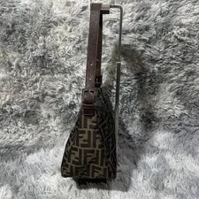 Fendi Mamma Bucket Size: W:9.4×H:5.1 In. 4
