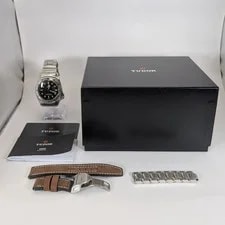 Tudor Black Bay P01 M70150-0001 42mm Black Dial Stainless Steel Leather Strap 2