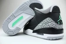 Air Jordan 3 ' Glow' CT8532-031-42- Uni 2