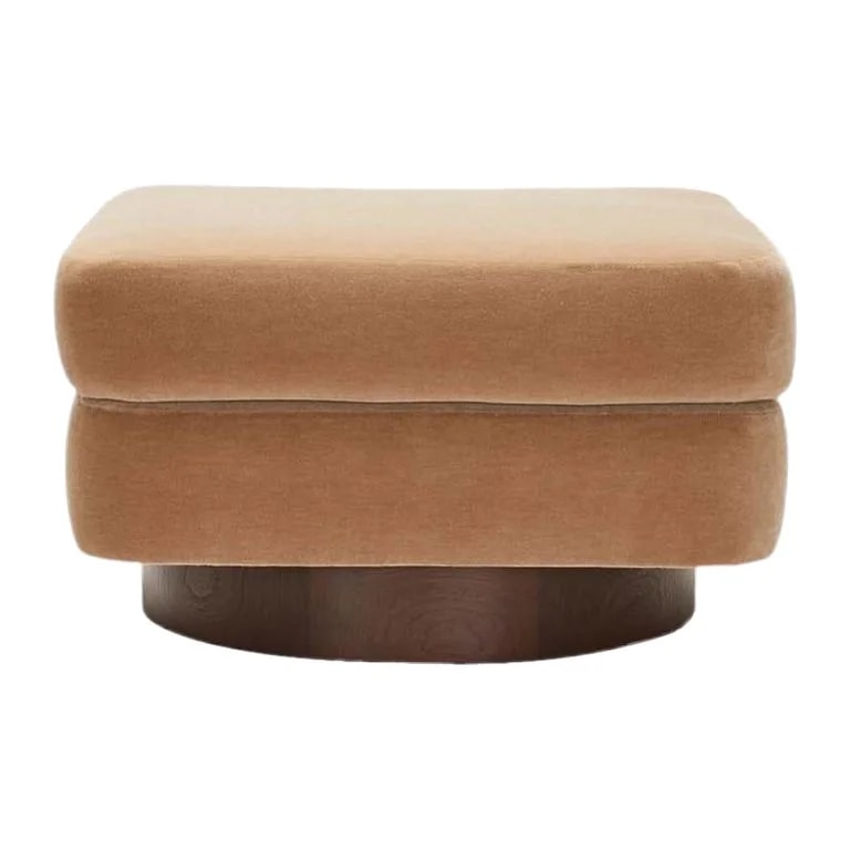 Lawson-Fenning — Lawson-Fenning Mesa Ottoman, and Solid , Modern Foot — Furniture — resale