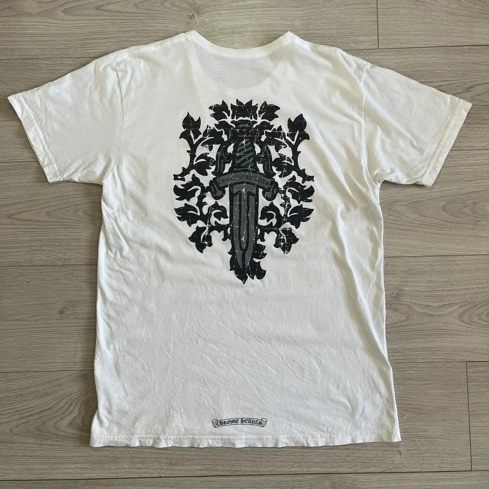 Chrome Hearts — Hearts Dagger Cracked Effect Tee — streetwear — resale