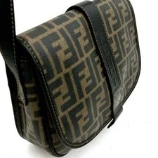 Fendi Logo Line Adjustable Strap Flap 3