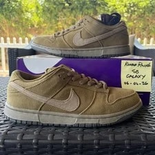 Nike SB — Nike SB Dunk Low Pro Sandalwood/SpanishMoss 2006 - Size 8.5M 304292-321 — Sneaker — resale