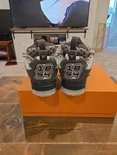 Louis Vuitton Skate / Size 8.5LV - 9.5-10US Clean 4