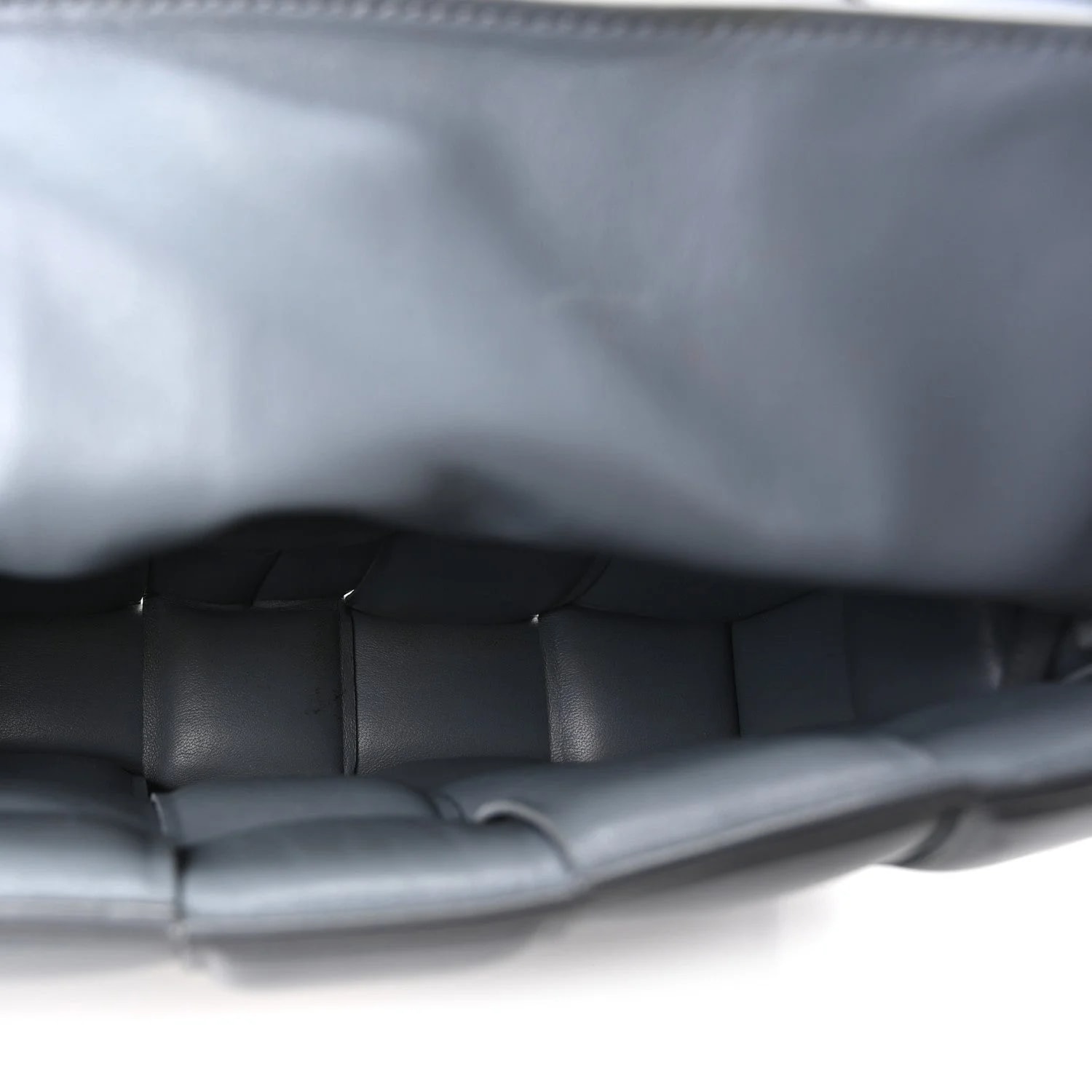 Maxi Intreccio Padded Cassette Crossbody Thunder 4