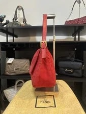 Fendi Mamma Baguette Medium Buckle 3