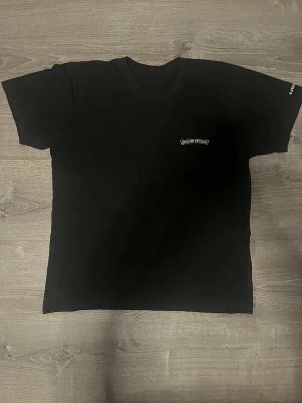 Hearts Scroll Logo Tee 2