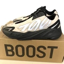 Yeezy — Yeezy 700 Mnvn FY3729 in ’S — Sneaker — resale