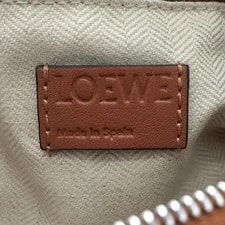Excellent Condition Loewe Puzzle Small 322.30.S21 Made in 4
