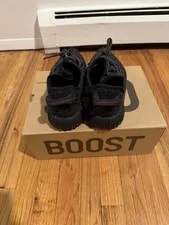 Yeezy 350 Pirate 2023 3