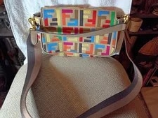 Fendi Baguette / Crossbody Detachable Strap 3