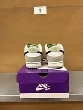 Preowned Nike SB Dunk Low Chlorophyll Size 8 ’s Worn BQ6817-011 4