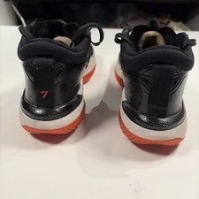 Air Jordan Zion 1 Bloodline Nike 6Y DA3131-006 4