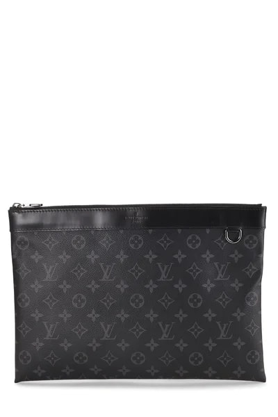 Louis Vuitton — Pochette Discovery — Handbag — resale