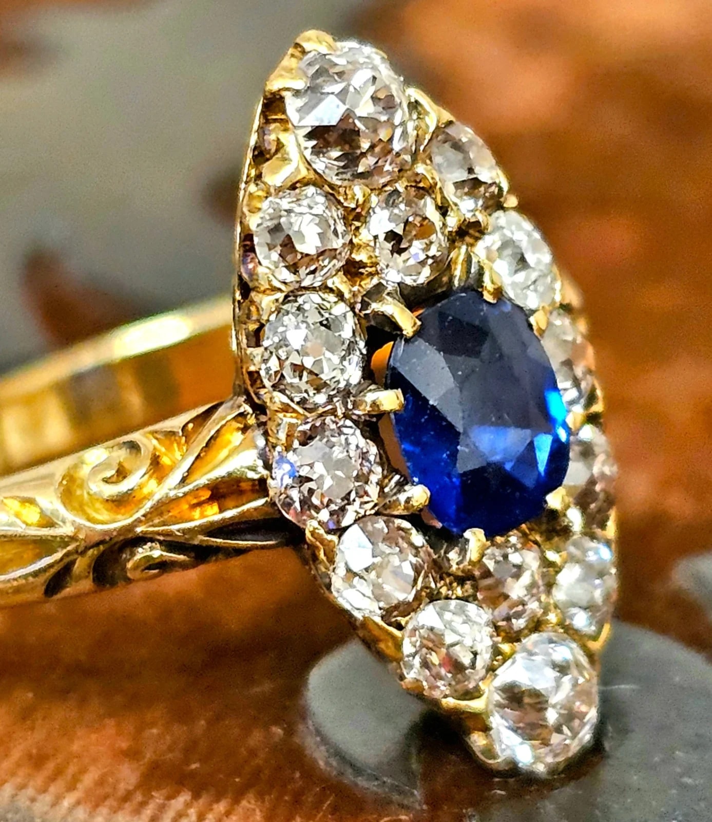 100% Capri Yellow Gold 18ct Fine Jewellery 3